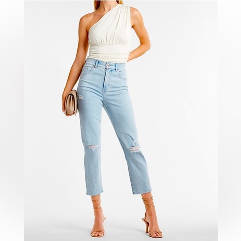 NWT Express super high‎ waisted ripped raw hem mom jeans size 6